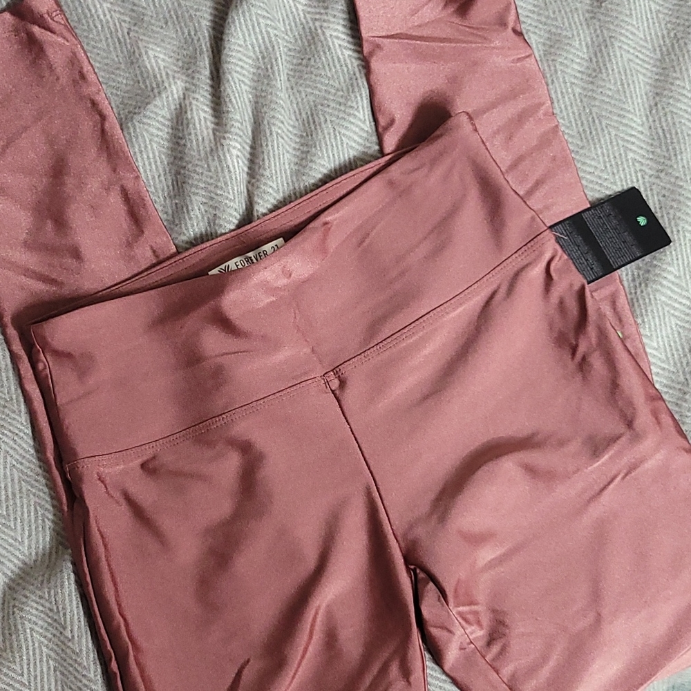 NWT forever 21 Leggings